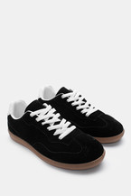 Negru